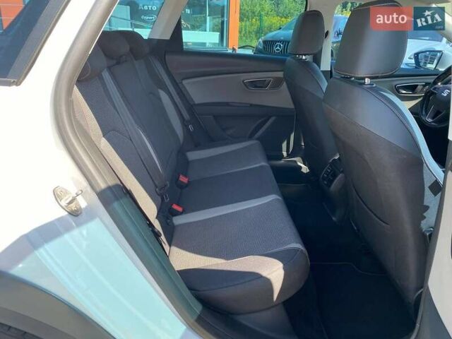 Белый Сеат Леон, объемом двигателя 1.97 л и пробегом 168 тыс. км за 12900 $, фото 21 на Automoto.ua