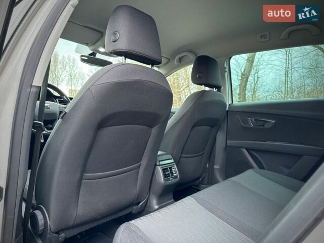 Белый Сеат Леон, объемом двигателя 1.4 л и пробегом 109 тыс. км за 12800 $, фото 36 на Automoto.ua