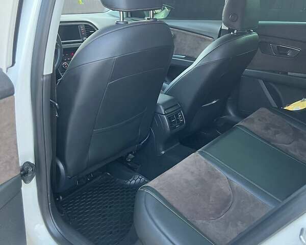 Білий Сеат Leon, об'ємом двигуна 1.97 л та пробігом 204 тис. км за 16700 $, фото 11 на Automoto.ua