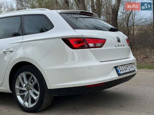 Белый Сеат Леон, объемом двигателя 1.4 л и пробегом 109 тыс. км за 12800 $, фото 76 на Automoto.ua