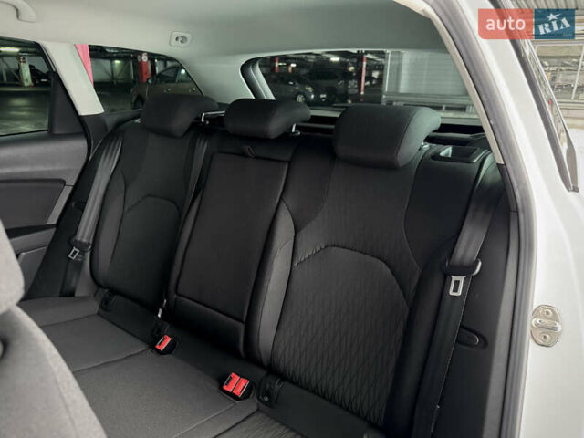 Белый Сеат Леон, объемом двигателя 1.4 л и пробегом 109 тыс. км за 14300 $, фото 39 на Automoto.ua