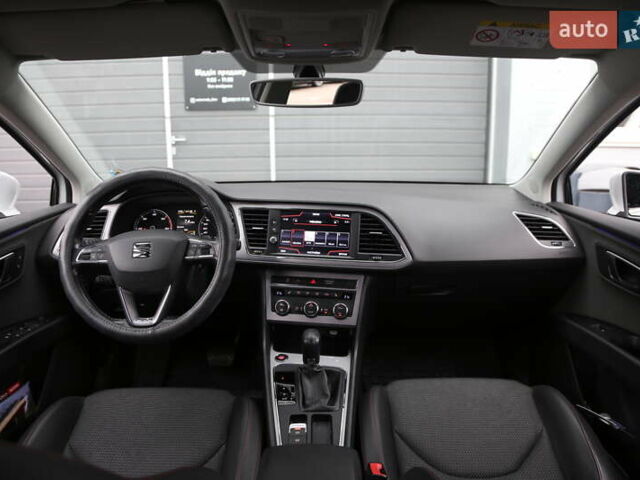 Білий Сеат Leon, об'ємом двигуна 1.97 л та пробігом 162 тис. км за 16200 $, фото 13 на Automoto.ua