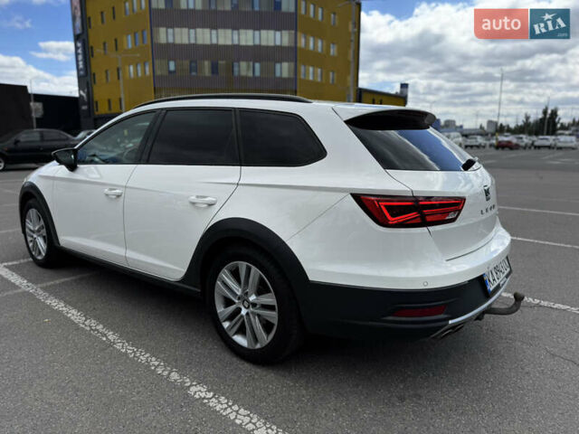 Білий Сеат Leon, об'ємом двигуна 1.97 л та пробігом 153 тис. км за 17500 $, фото 8 на Automoto.ua