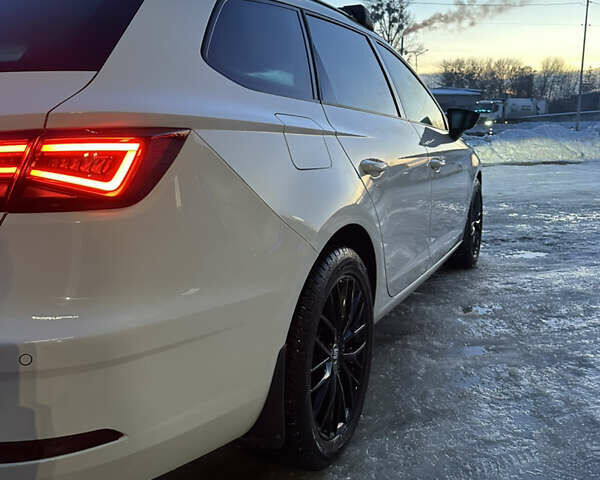 Белый Сеат Леон, объемом двигателя 1.97 л и пробегом 229 тыс. км за 15500 $, фото 8 на Automoto.ua