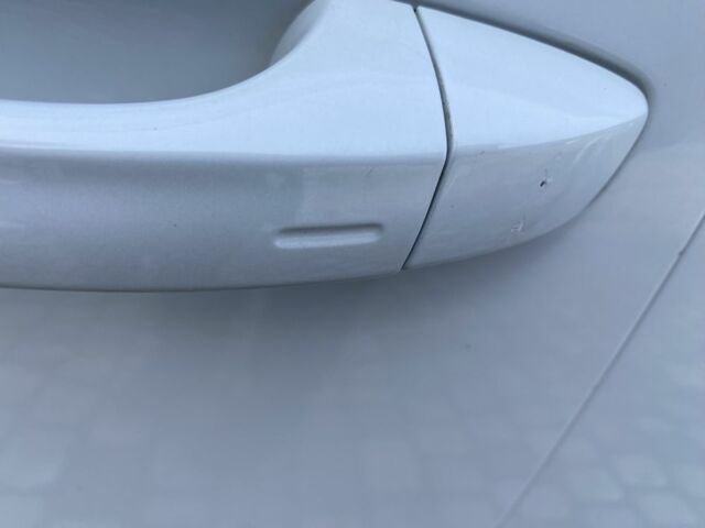 Білий Сеат Leon, об'ємом двигуна 2 л та пробігом 227 тис. км за 12800 $, фото 8 на Automoto.ua