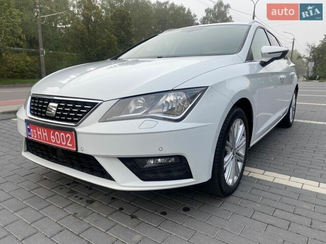 Белый Сеат Леон, объемом двигателя 2 л и пробегом 228 тыс. км за 11999 $, фото 9 на Automoto.ua