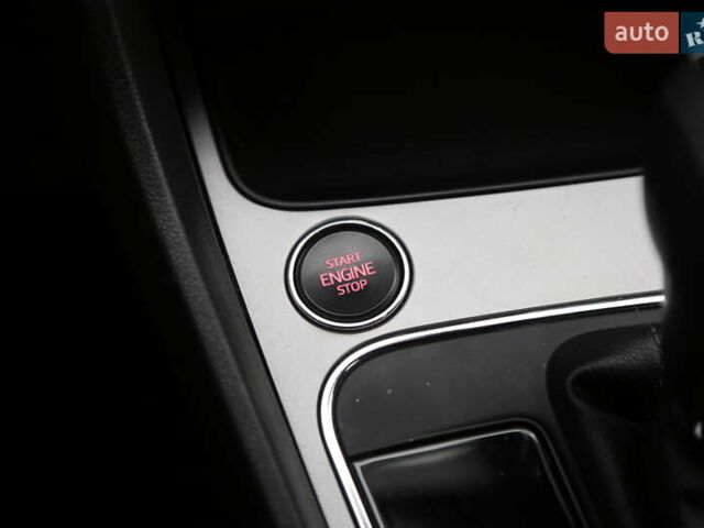 Білий Сеат Leon, об'ємом двигуна 1.97 л та пробігом 162 тис. км за 16200 $, фото 22 на Automoto.ua