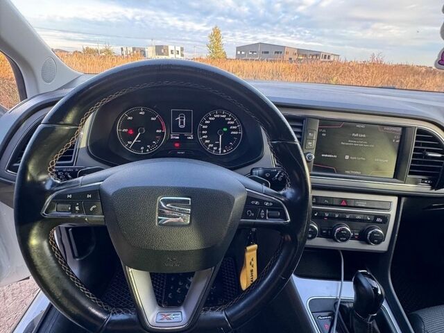 Білий Сеат Leon, об'ємом двигуна 1.97 л та пробігом 277 тис. км за 13500 $, фото 23 на Automoto.ua