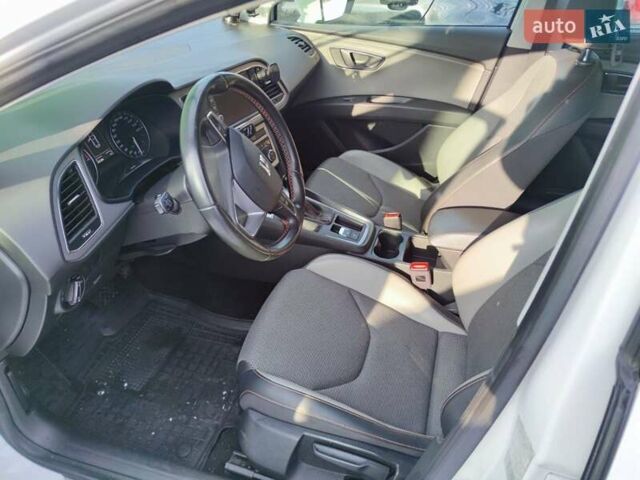 Белый Сеат Леон, объемом двигателя 2 л и пробегом 206 тыс. км за 16200 $, фото 10 на Automoto.ua