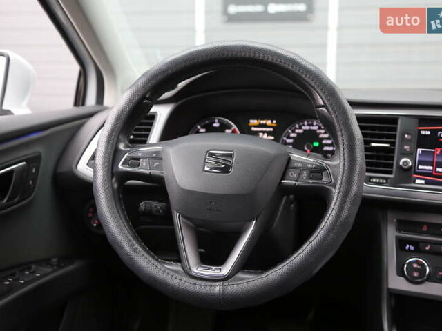 Білий Сеат Leon, об'ємом двигуна 1.97 л та пробігом 162 тис. км за 16200 $, фото 15 на Automoto.ua