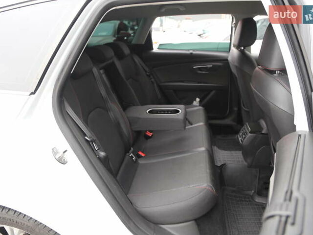 Білий Сеат Leon, об'ємом двигуна 1.97 л та пробігом 162 тис. км за 16200 $, фото 10 на Automoto.ua