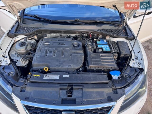 Білий Сеат Leon, об'ємом двигуна 1.97 л та пробігом 277 тис. км за 13500 $, фото 8 на Automoto.ua