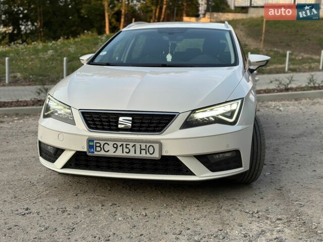 Білий Сеат Leon, об'ємом двигуна 1.6 л та пробігом 269 тис. км за 13000 $, фото 14 на Automoto.ua