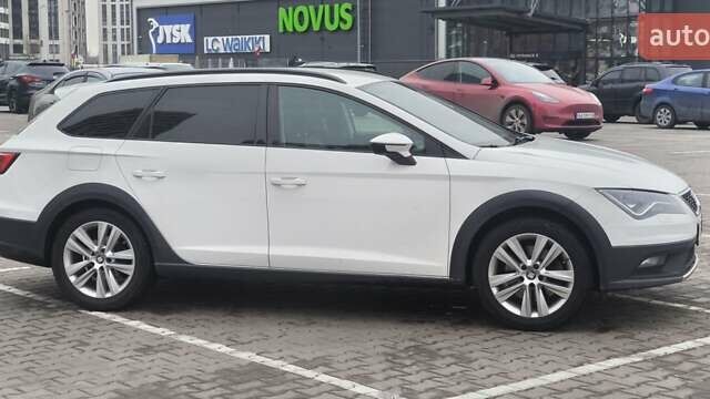 Білий Сеат Leon, об'ємом двигуна 2 л та пробігом 220 тис. км за 17100 $, фото 11 на Automoto.ua