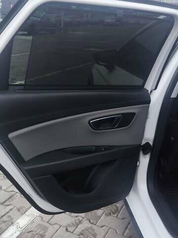 Білий Сеат Leon, об'ємом двигуна 2 л та пробігом 220 тис. км за 17100 $, фото 35 на Automoto.ua