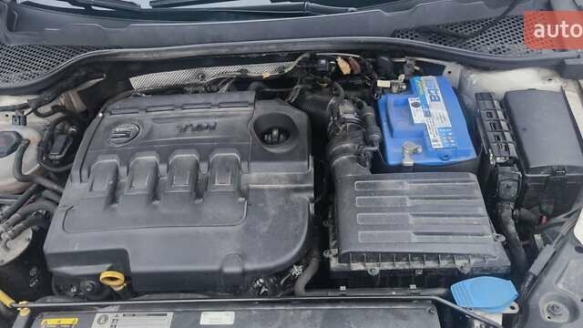Білий Сеат Leon, об'ємом двигуна 2 л та пробігом 220 тис. км за 17100 $, фото 24 на Automoto.ua