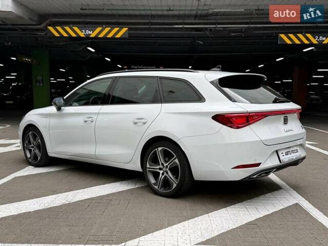 Білий Сеат Leon, об'ємом двигуна 1.4 л та пробігом 48 тис. км за 25990 $, фото 3 на Automoto.ua