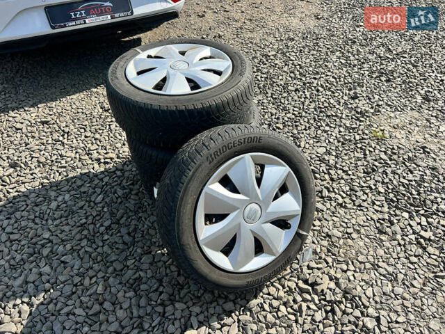 Білий Сеат Leon, об'ємом двигуна 2 л та пробігом 196 тис. км за 20559 $, фото 82 на Automoto.ua