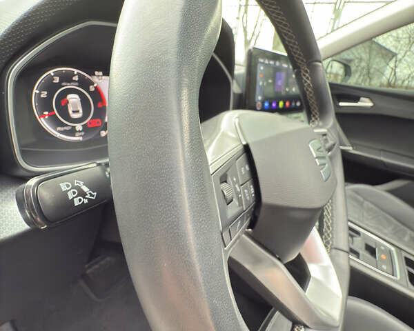 Белый Сеат Леон, объемом двигателя 1.97 л и пробегом 134 тыс. км за 23700 $, фото 49 на Automoto.ua