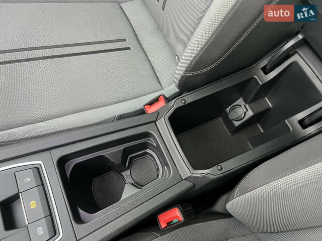 Білий Сеат Leon, об'ємом двигуна 2 л та пробігом 196 тис. км за 19222 $, фото 61 на Automoto.ua