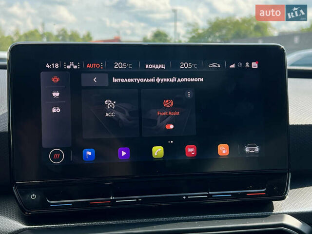 Білий Сеат Leon, об'ємом двигуна 2 л та пробігом 196 тис. км за 20559 $, фото 72 на Automoto.ua