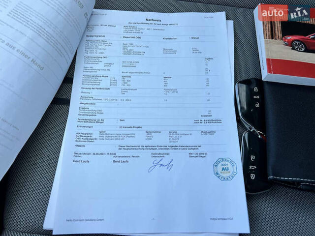 Білий Сеат Leon, об'ємом двигуна 2 л та пробігом 196 тис. км за 20559 $, фото 80 на Automoto.ua
