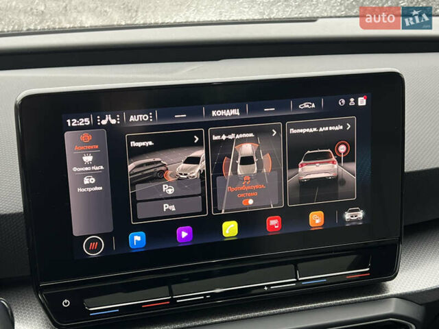 Білий Сеат Leon, об'ємом двигуна 2 л та пробігом 196 тис. км за 19222 $, фото 76 на Automoto.ua