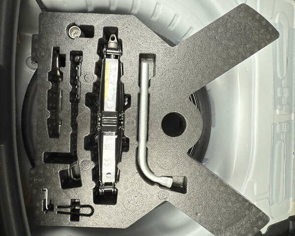 Белый Сеат Леон, объемом двигателя 1.97 л и пробегом 134 тыс. км за 23700 $, фото 86 на Automoto.ua