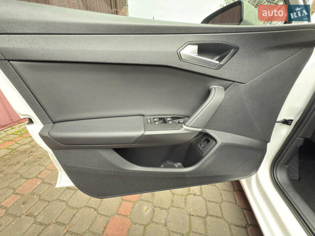 Белый Сеат Леон, объемом двигателя 1.97 л и пробегом 134 тыс. км за 23700 $, фото 41 на Automoto.ua