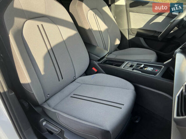 Білий Сеат Leon, об'ємом двигуна 2 л та пробігом 196 тис. км за 19903 $, фото 50 на Automoto.ua
