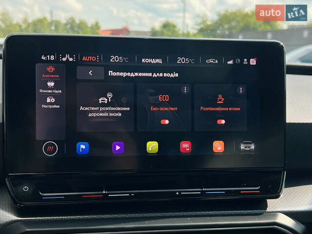Білий Сеат Leon, об'ємом двигуна 2 л та пробігом 196 тис. км за 20559 $, фото 73 на Automoto.ua