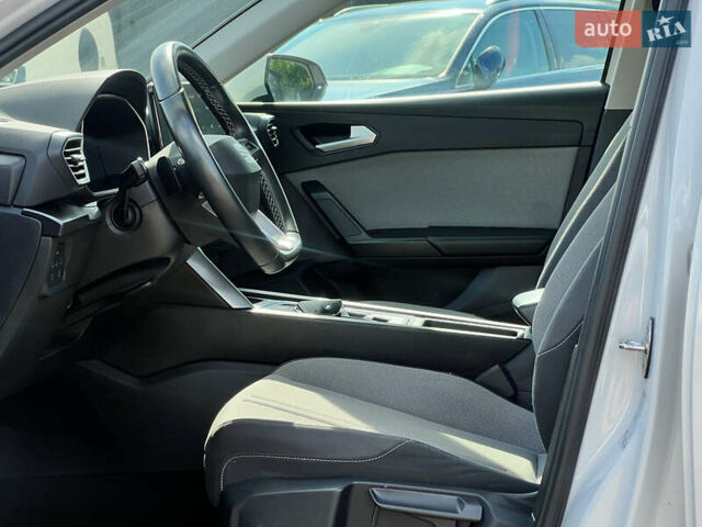 Білий Сеат Leon, об'ємом двигуна 2 л та пробігом 196 тис. км за 20559 $, фото 23 на Automoto.ua