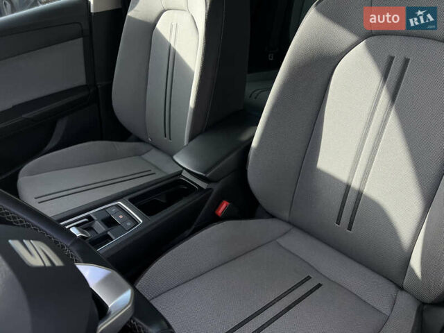 Білий Сеат Leon, об'ємом двигуна 2 л та пробігом 196 тис. км за 19903 $, фото 29 на Automoto.ua