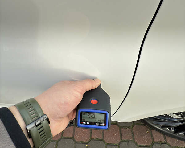 Белый Сеат Леон, объемом двигателя 1.97 л и пробегом 134 тыс. км за 23700 $, фото 141 на Automoto.ua