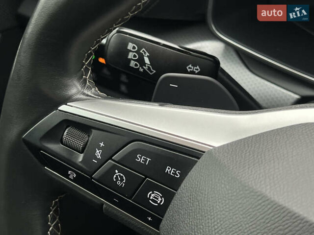 Білий Сеат Leon, об'ємом двигуна 2 л та пробігом 196 тис. км за 19222 $, фото 56 на Automoto.ua