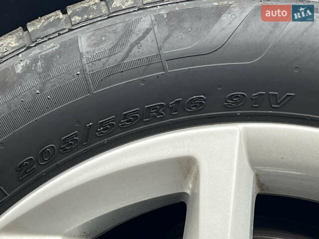 Білий Сеат Leon, об'ємом двигуна 2 л та пробігом 196 тис. км за 19222 $, фото 22 на Automoto.ua