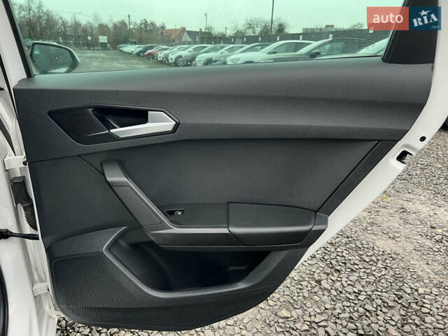 Білий Сеат Leon, об'ємом двигуна 2 л та пробігом 196 тис. км за 19222 $, фото 46 на Automoto.ua