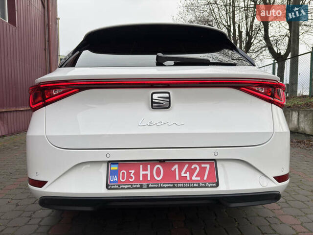 Белый Сеат Леон, объемом двигателя 1.97 л и пробегом 134 тыс. км за 23700 $, фото 10 на Automoto.ua