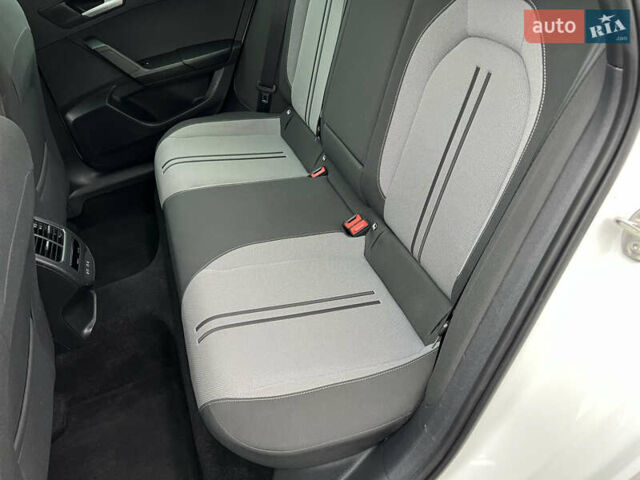 Білий Сеат Leon, об'ємом двигуна 2 л та пробігом 196 тис. км за 19222 $, фото 33 на Automoto.ua