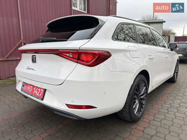 Белый Сеат Леон, объемом двигателя 1.97 л и пробегом 134 тыс. км за 23700 $, фото 8 на Automoto.ua