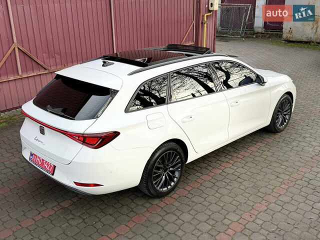 Білий Сеат Leon, об'ємом двигуна 1.97 л та пробігом 134 тис. км за 23400 $, фото 11 на Automoto.ua
