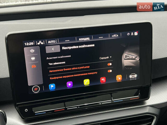 Білий Сеат Leon, об'ємом двигуна 2 л та пробігом 196 тис. км за 19222 $, фото 81 на Automoto.ua