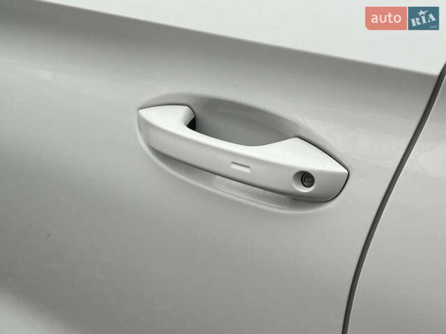 Білий Сеат Leon, об'ємом двигуна 2 л та пробігом 196 тис. км за 19222 $, фото 17 на Automoto.ua