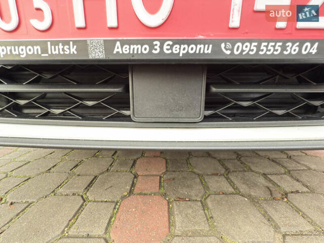 Белый Сеат Леон, объемом двигателя 1.97 л и пробегом 134 тыс. км за 23700 $, фото 99 на Automoto.ua