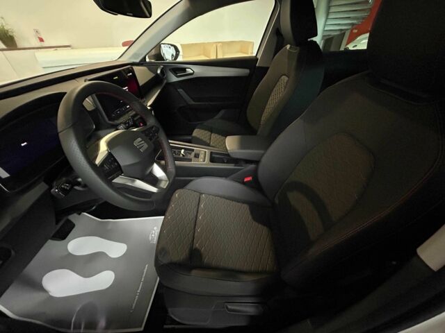 Белый Сеат Леон, объемом двигателя 1.5 л и пробегом 1 тыс. км за 28783 $, фото 15 на Automoto.ua