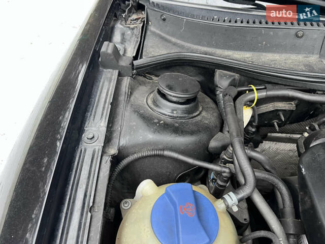 Черный Сеат Леон, объемом двигателя 1.78 л и пробегом 189 тыс. км за 4900 $, фото 30 на Automoto.ua