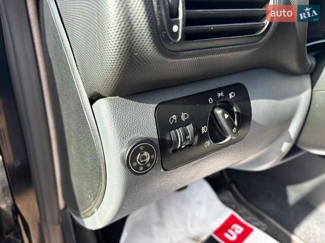 Черный Сеат Леон, объемом двигателя 1.8 л и пробегом 270 тыс. км за 3190 $, фото 19 на Automoto.ua