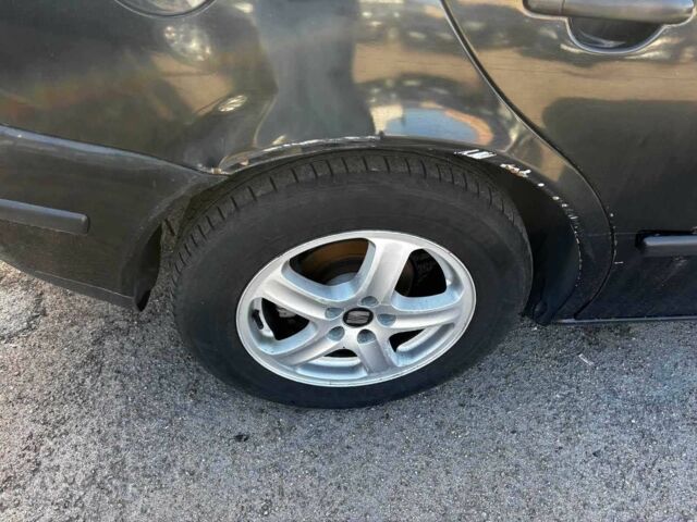 Черный Сеат Леон, объемом двигателя 1.8 л и пробегом 270 тыс. км за 3140 $, фото 9 на Automoto.ua