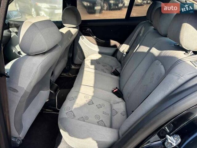 Черный Сеат Леон, объемом двигателя 1.8 л и пробегом 270 тыс. км за 3190 $, фото 13 на Automoto.ua
