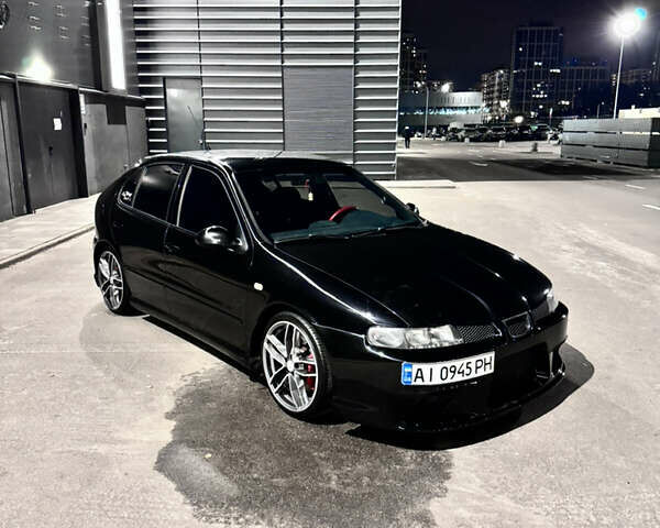 Черный Сеат Леон, объемом двигателя 1.76 л и пробегом 187 тыс. км за 6800 $, фото 16 на Automoto.ua